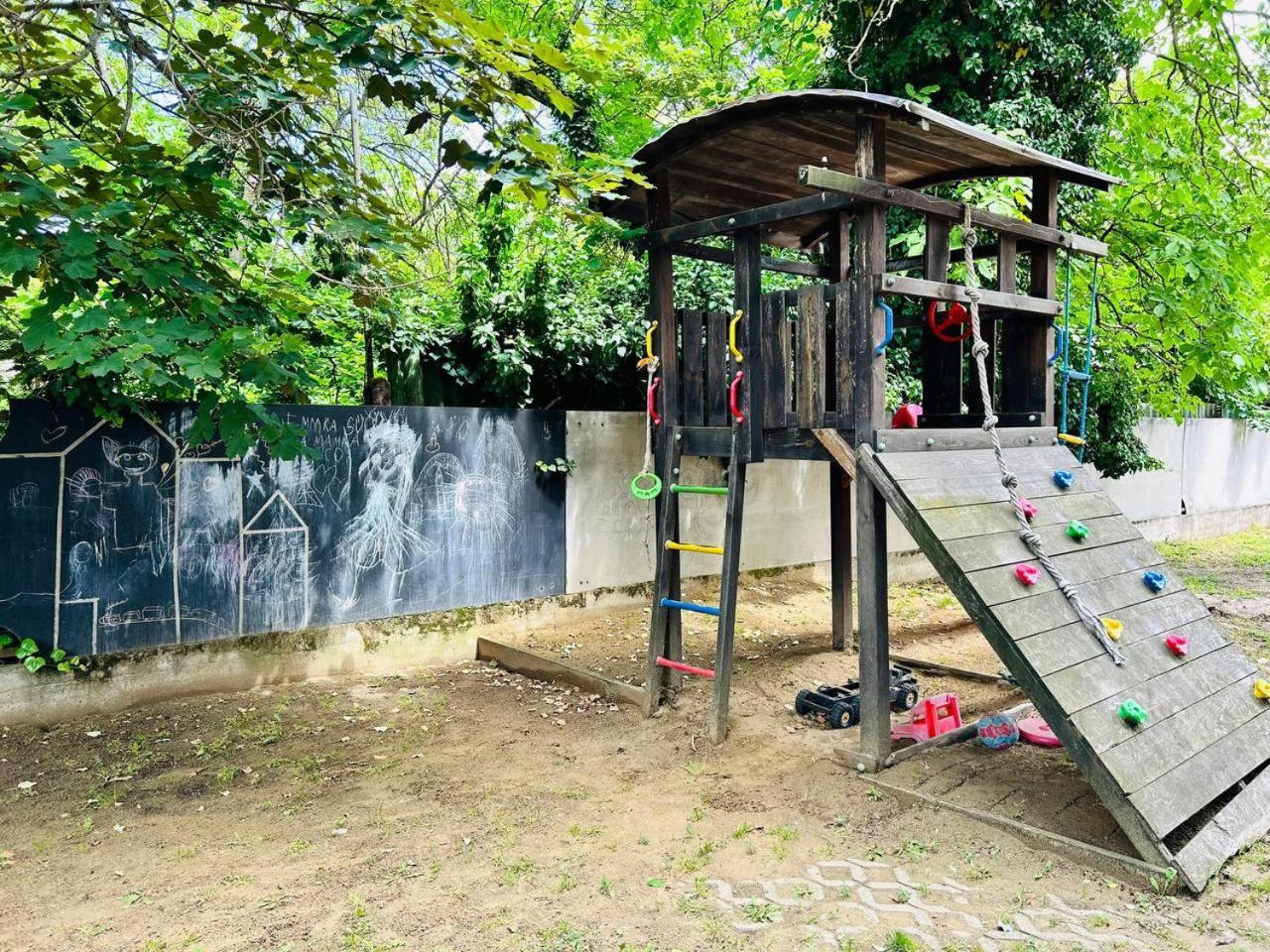 Sunhouse Apartman Hajduszoboszlo Ngoại thất bức ảnh
