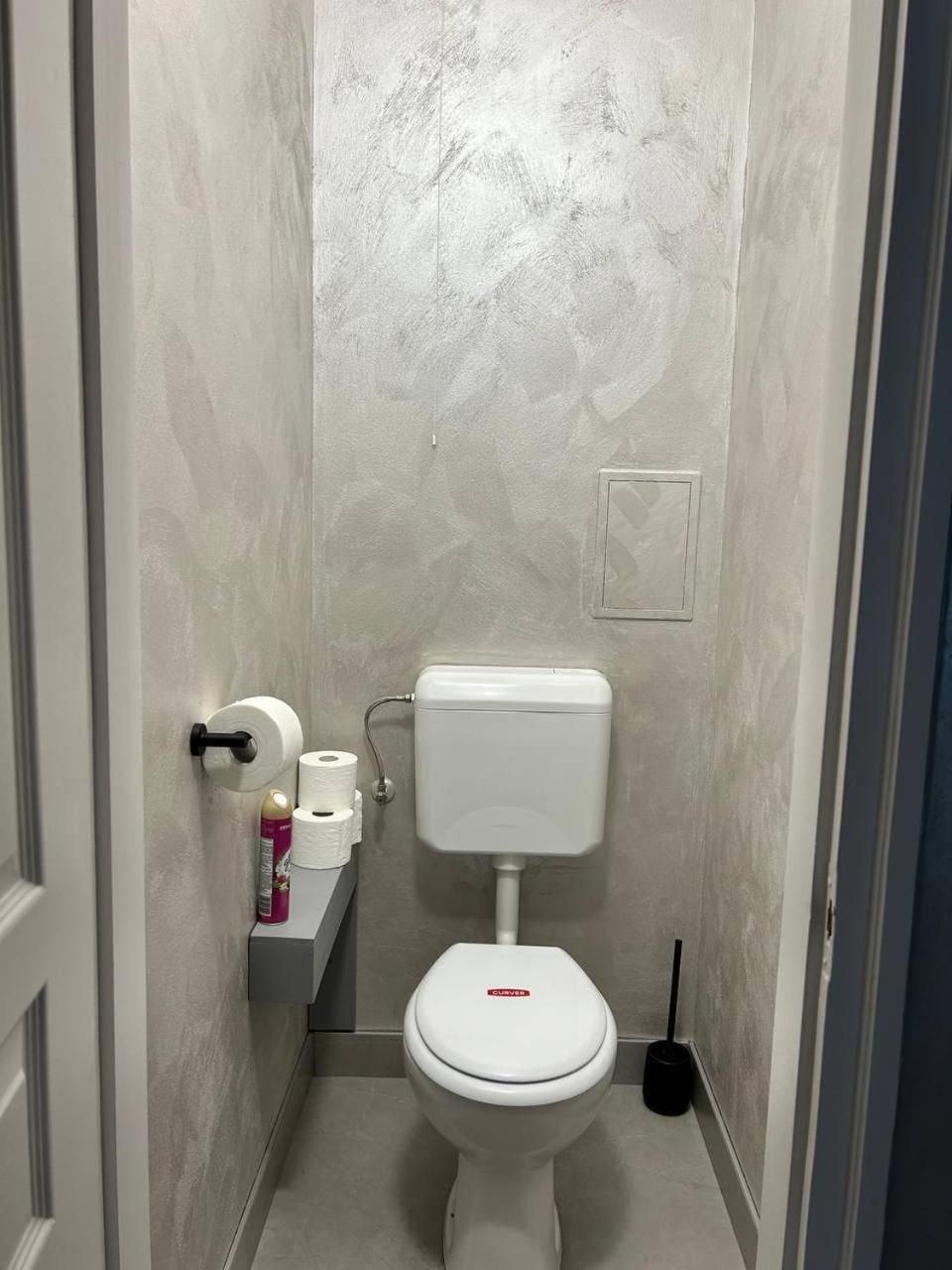 Sunhouse Apartman Hajduszoboszlo Ngoại thất bức ảnh